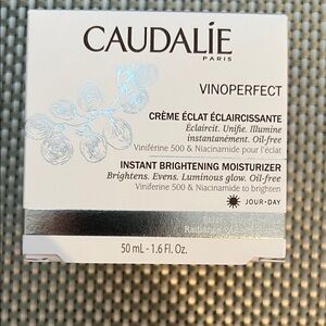 Caudalie instant brightening moisturizer 1.6 FL ounce